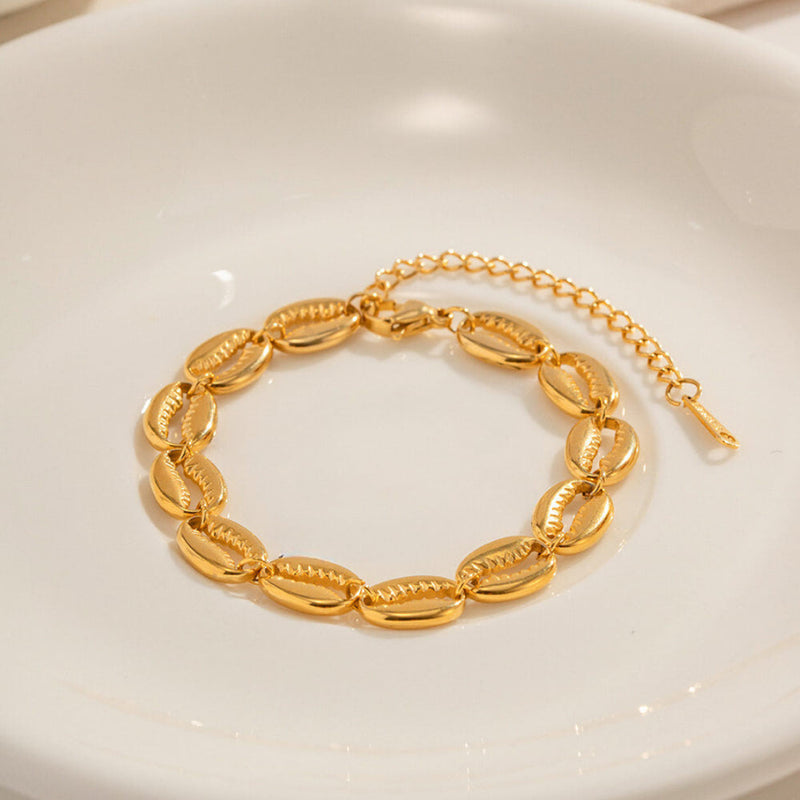 MYKONOS - 18k Gold-Plated Shell Bracelet | Elegant & Versatile Hypoallergenic Jewelry - Enkanta