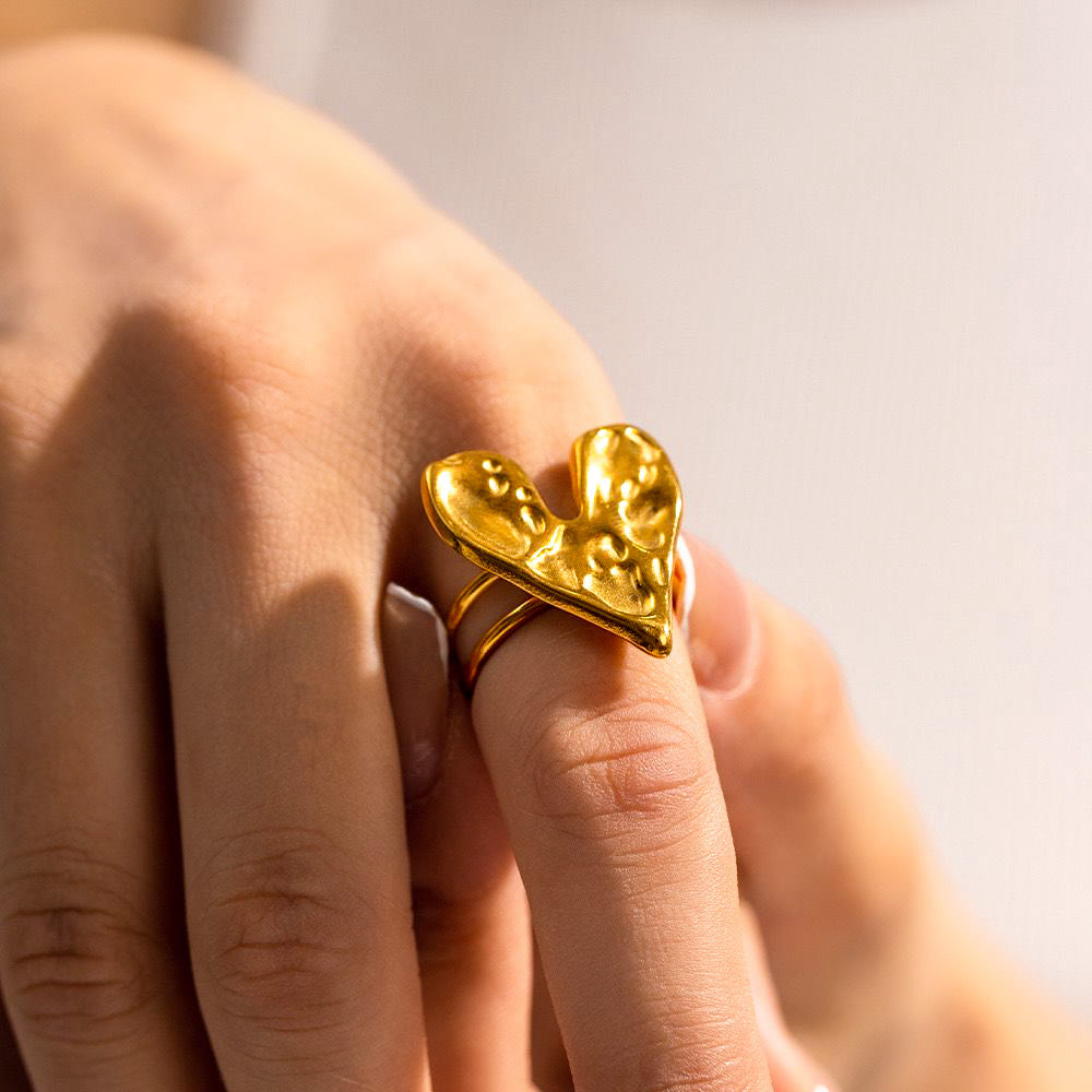 VENUS - 18k Gold-Plated Heart Symbol Ring | Adjustable Love Token, Hypoallergenic Jewelry - Enkanta